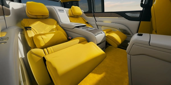 BYD Yangwang U8L: нова флагманська модель 10