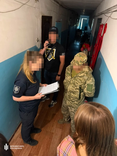 Катування в ТЦК: 13 підозрюваних у справі ДБР 5