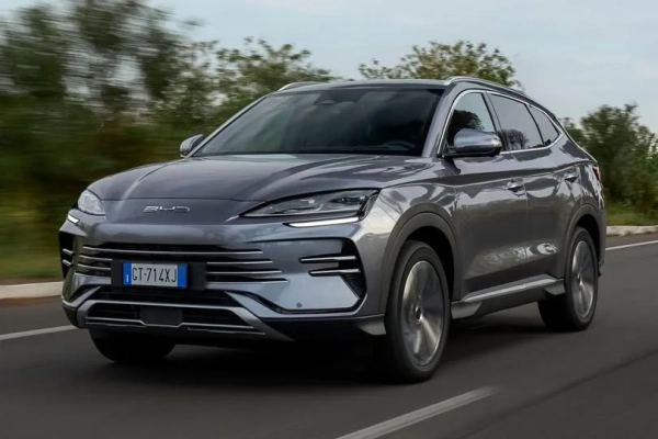 Українці купують менше авто з Китаю: деталі
