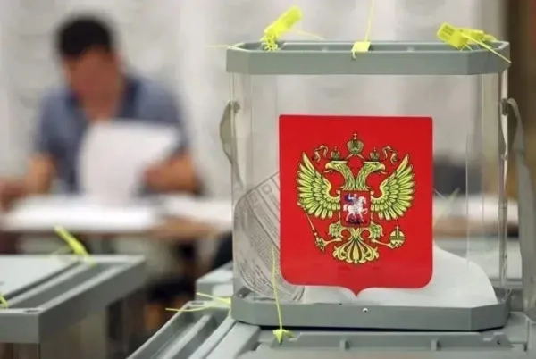 На Донеччині: Росія поспішає з фейковими виборами