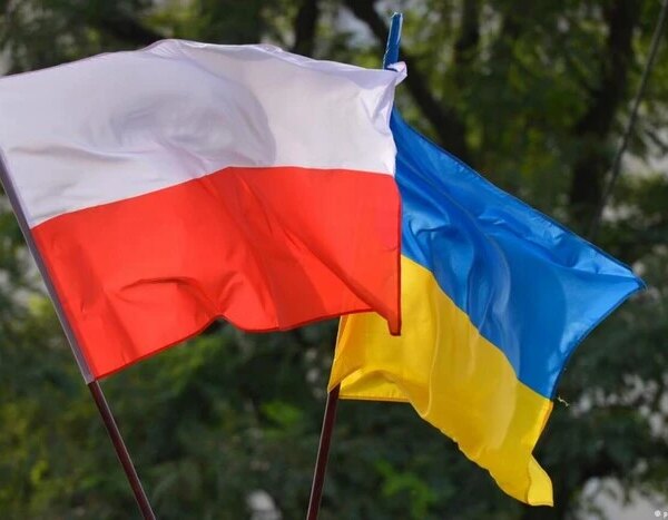 Польща: кінець ролі “адвоката” України? The Guardian про кризу
