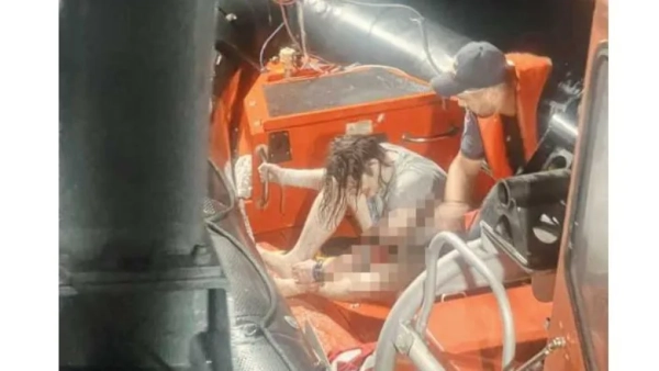 Наслідки пожежі в морі: затонуло судно, дрони атакували