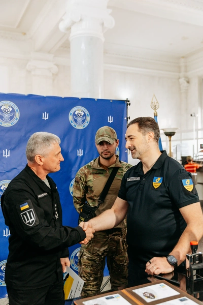 Марки "Ми чекаємо!": підтримка полонених до Дня Незалежності 13