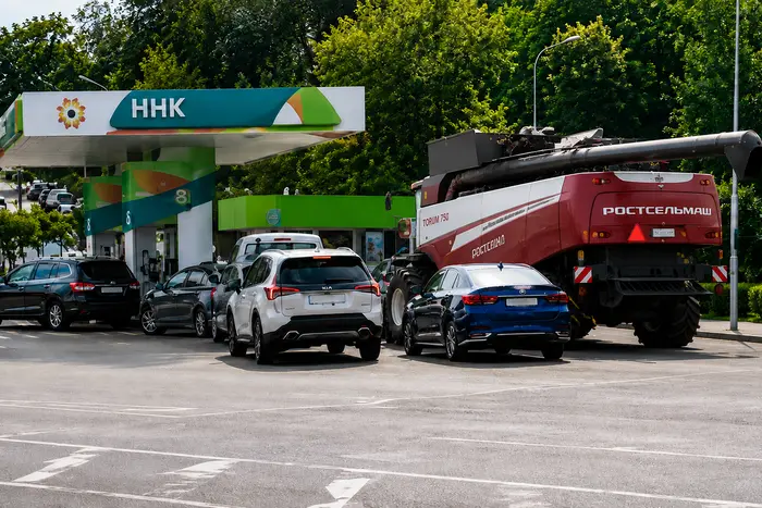 Росія: Імпорт дизелю для порятунку врожаю