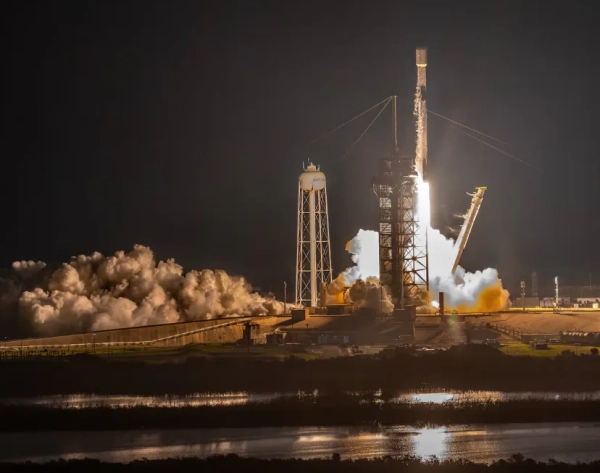 SpaceX: Другий ступінь ракети вріжеться у кратер Місяця