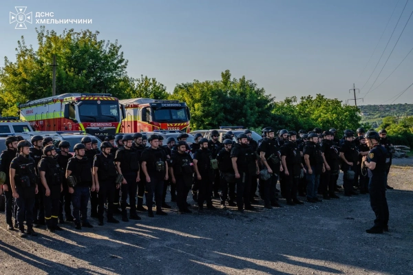 Наслідки вибухів на Хмельниччині: ДСНС показала, що залишилось 14