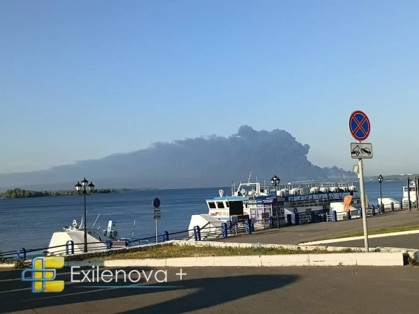 Президент: Вражено НПЗ у Саратові та аеродром “Енгельс”