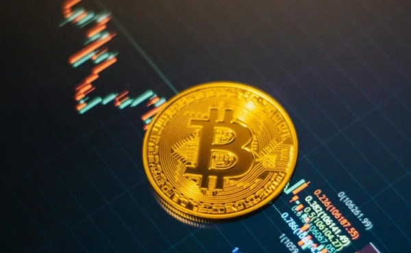 Біткойн понад $80 тис.: наслідки боргової кризи