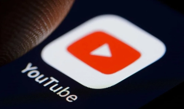 YouTube заблокував 12 кремлівських каналів в Україні