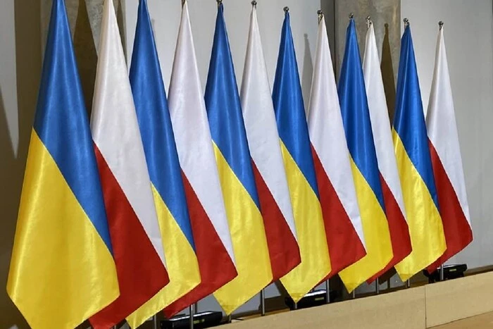 Головна 18 Кремль розпалює розбрат: Польща під ударом дезінформації