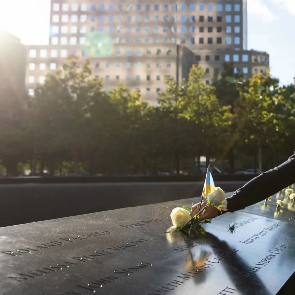 Зеленський: Зло має бути покаране. Вшанування жертв 9/11 5 Зеленський: Зло має бути покаране. Вшанування жертв 9/11 3