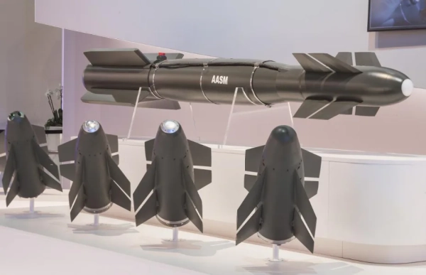 Наші Gripen отримають французькі бомби HAMMER: деталі 4 Наші Gripen отримають французькі бомби HAMMER: деталі 2