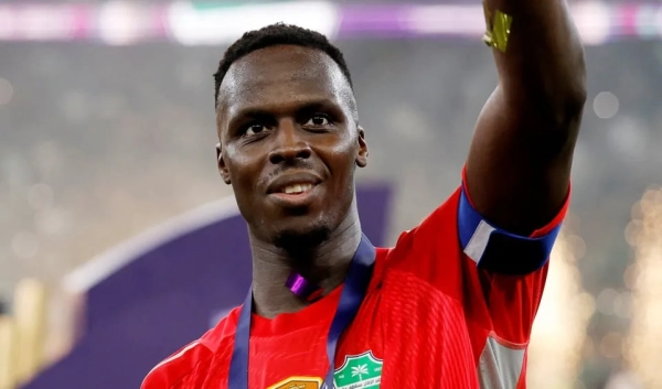 France Football: номінанти на клуб року та премії Яшина, Кройфа 28