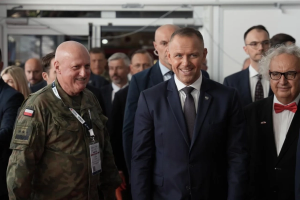 MSPO: Нові українські розробки оборони показали в Польщі 19 Президент Польщі Кароль Навроцький на виставці MSPO-2026 у Кельце