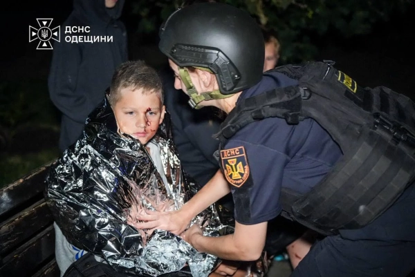 Пожежа складу ліків на Київщині після обстрілу: деталі 15