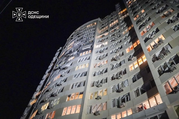 Пожежа складу ліків на Київщині після обстрілу: деталі 16