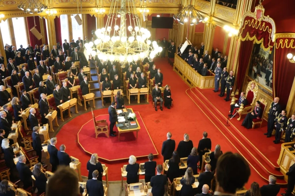 Король Норвегії Гокон склав присягу: деталі церемонії 19 Фото: Bjørn Langsem / Dagbladet