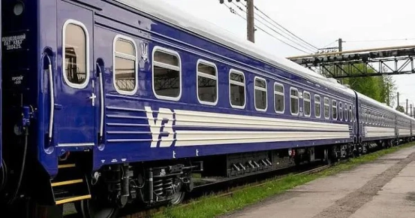Затримки потягів через обстріли: причини та тривалість