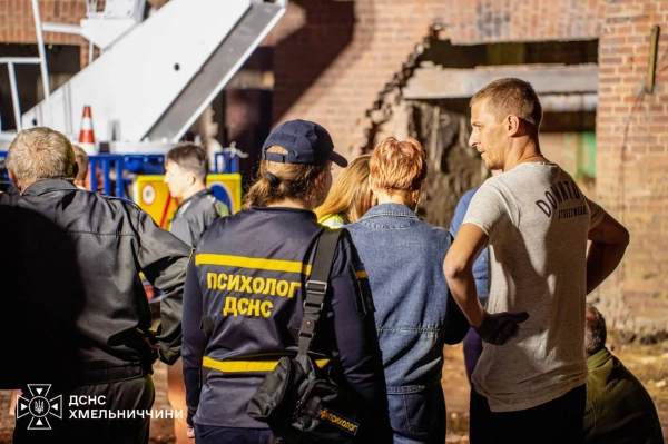 Хмельницький: завершено розбір завалів будинку після атаки дронів 6
