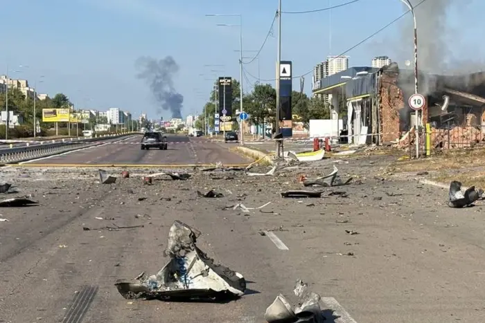 Окупанти вдарили по будівлі «Київстару» – Зеленський