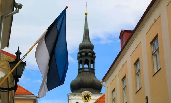 Естонія: РФ підпалила підприємство, що постачає техніку Україні
