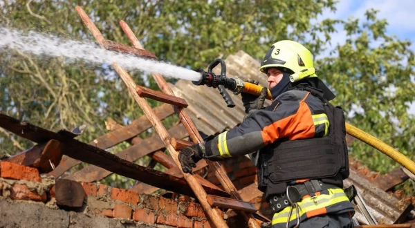 Атака дрона на Рівненщину: руйнування та постраждалі