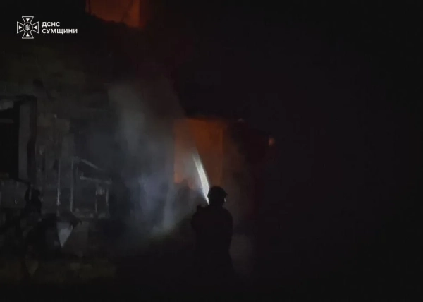 Пожежа складу ліків на Київщині після обстрілу: деталі 10