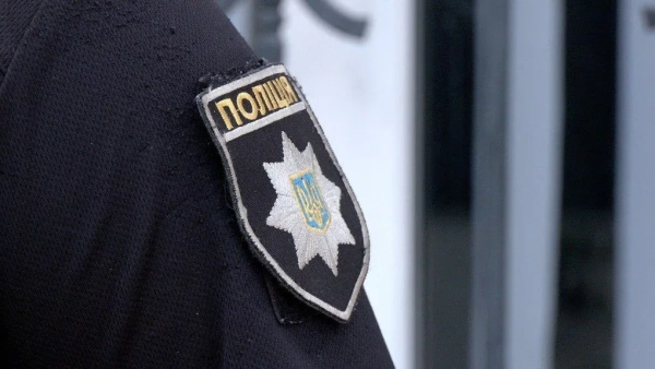 Жорстока бійка дівчат під Києвом: є постраждала