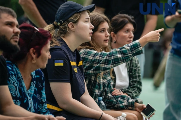 Наслідки атаки БПЛА на житловий будинок у Києві: фото 10