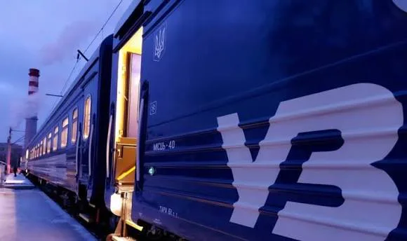 Залізниця та тривога: правила безпеки під час повітряної загрози