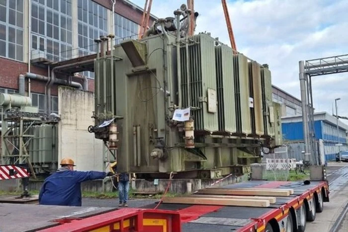 Українські регіони отримали від Литви 17 тонн енергообладнання