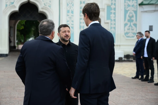 Зеленський та представники Трампа: переговори у Києві 31 Зеленський та представники Трампа: переговори у Києві 29