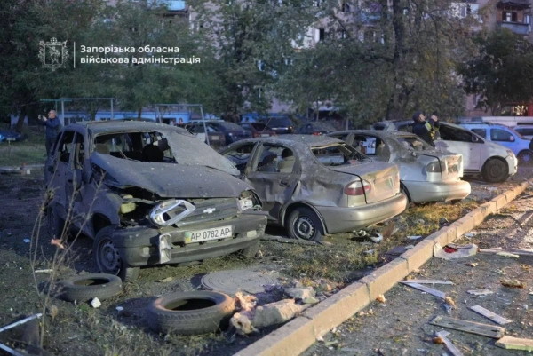 Запоріжжя під вогнем: 6 ударів, загиблий, поранена дитина, руйнування 17 Запоріжжя під вогнем: 6 ударів, загиблий, поранена дитина, руйнування 15